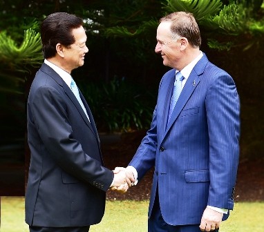 Sostienen conversaciones entre Primer Ministro de Vietnam y Nueva Zelanda  - ảnh 1